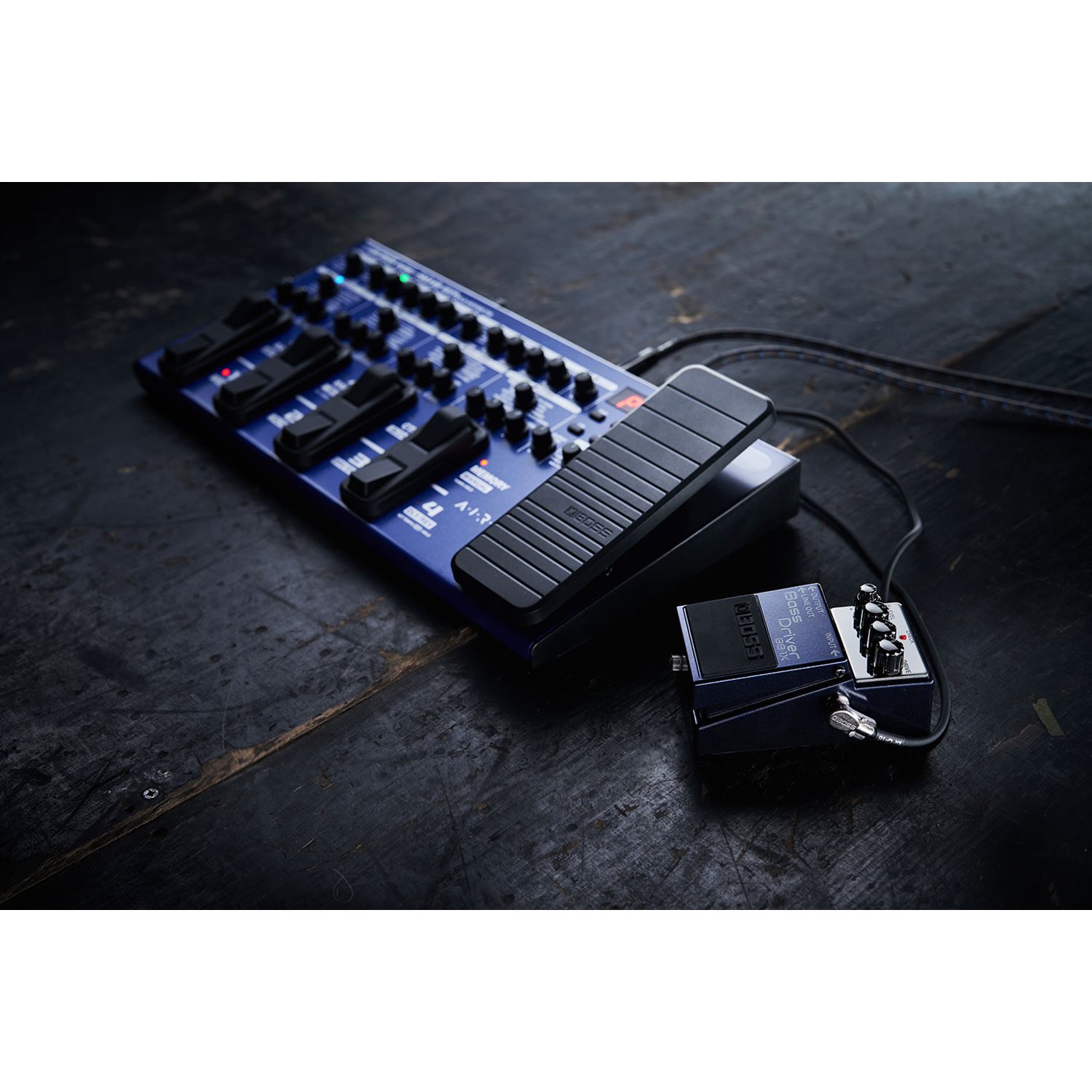 Multi-effet Basse BOSS ME-90B - 61 Effets + 10 Préamplis AIRD - Processeur Tout-en-Un - Pedale Basse